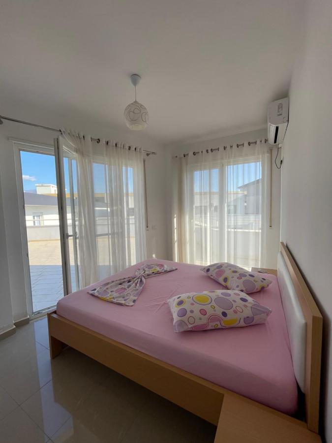 Nimfeum Apartments Shëngjin Eksteriør billede